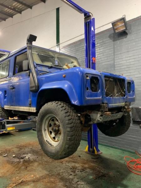 Land Rover Defender 90 1995 Rebuild Project. Gallery Main Photo